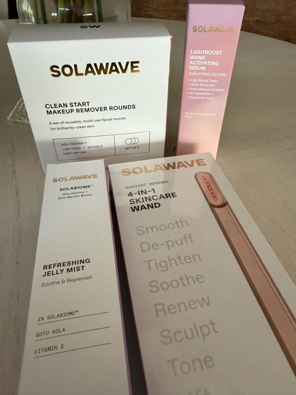 Solawave 4-in-1 Skincare Wand – Rose Gold